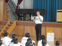 http://www.tahara.ed.jp/izumi-j/blog/DSC02530.jpg
