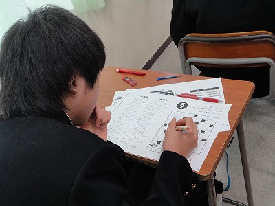 http://www.tahara.ed.jp/izumi-j/blog/DSC03438.jpg