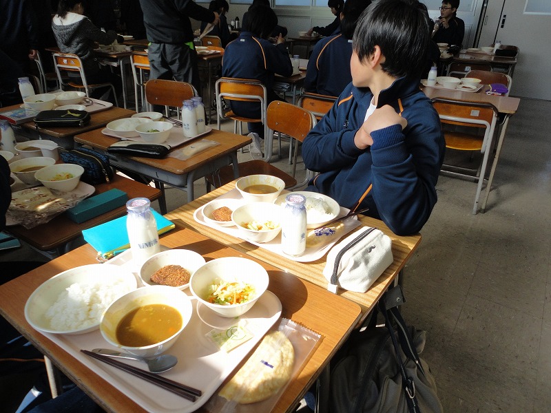 http://www.tahara.ed.jp/izumi-j/blog/DSC03529.jpg