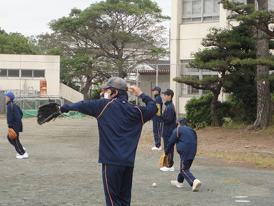 http://www.tahara.ed.jp/izumi-j/blog/DSC04352.jpg