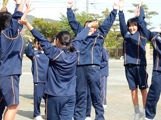 http://www.tahara.ed.jp/izumi-j/blog/DSCN1482.jpg