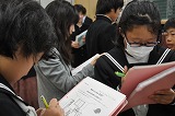 http://www.tahara.ed.jp/izumi-j/blog/DSC_0223.jpg