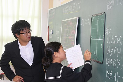 http://www.tahara.ed.jp/izumi-j/blog/IMG_3159.jpg