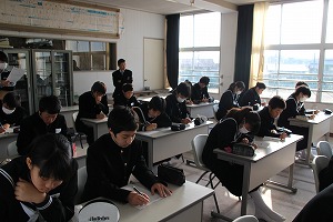 http://www.tahara.ed.jp/izumi-j/blog/IMG_4164.jpg