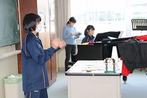 http://www.tahara.ed.jp/izumi-j/blog/IMG_5745.jpg