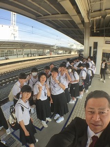 http://www.tahara.ed.jp/izumi-j/blog/IMG_5781.jpg