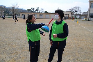 http://www.tahara.ed.jp/izumi-j/blog/IMG_6417.jpg