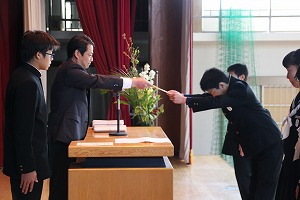 http://www.tahara.ed.jp/izumi-j/blog/IMG_6707.jpg