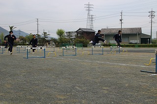 http://www.tahara.ed.jp/izumi-j/blog/IMG_7665.jpg