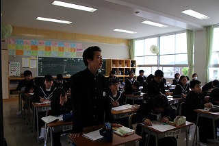 http://www.tahara.ed.jp/izumi-j/blog/IMG_8137.jpg