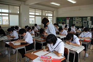 http://www.tahara.ed.jp/izumi-j/blog/IMG_8335.jpg