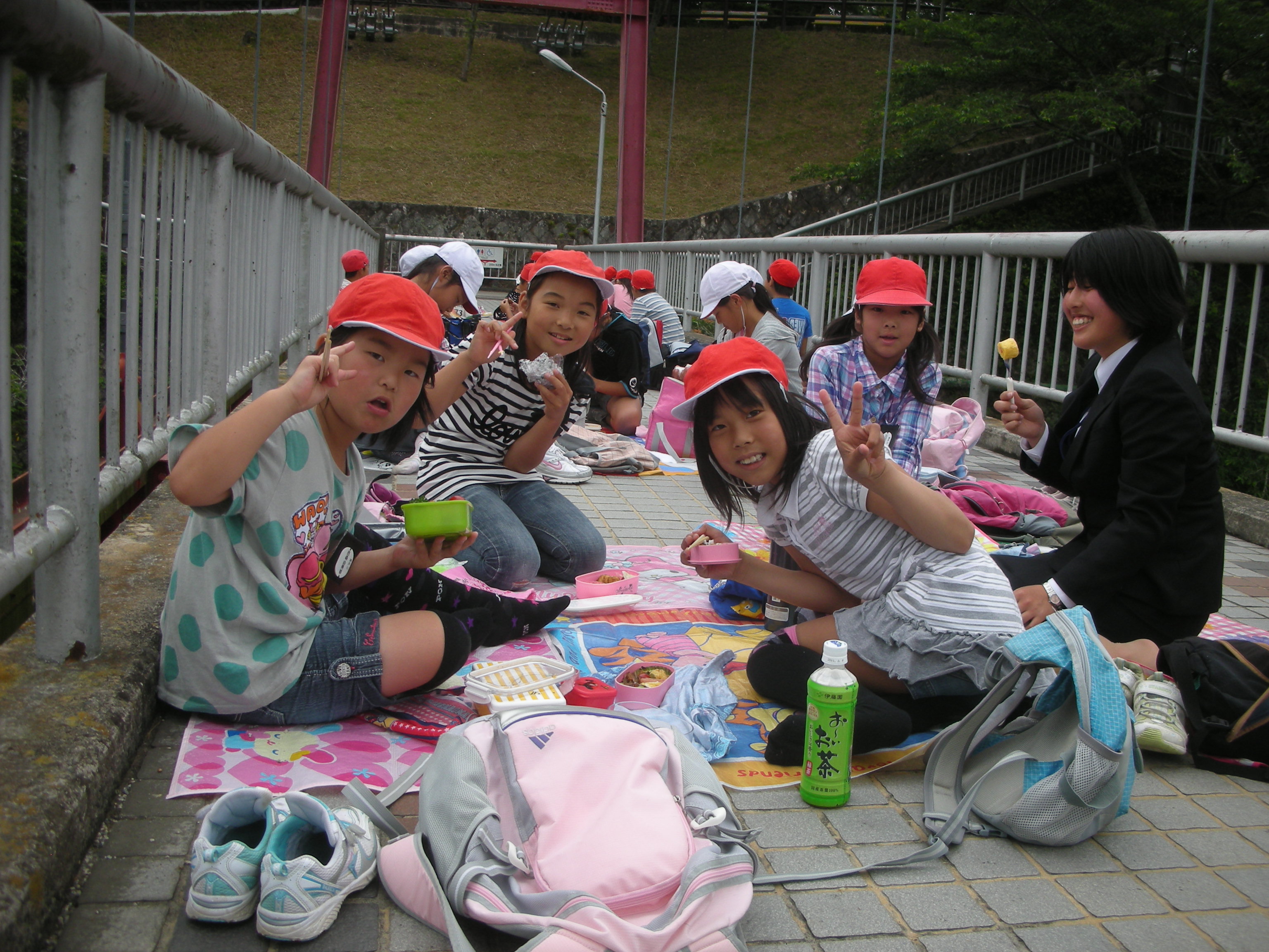 http://www.tahara.ed.jp/kanbe-e/blog/DSCN3673.JPG