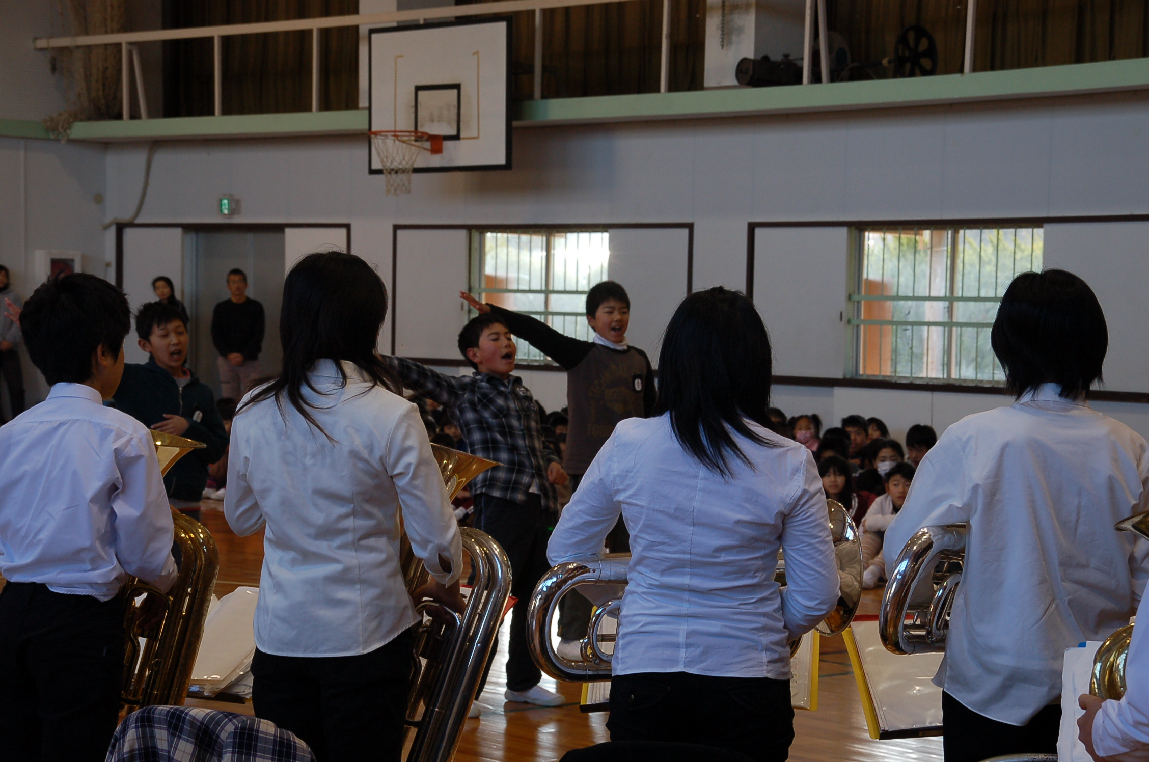 http://www.tahara.ed.jp/kanbe-e/blog/DSC_0008.JPG