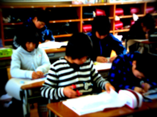 http://www.tahara.ed.jp/kinugasa-e/blog/P1320885.jpg