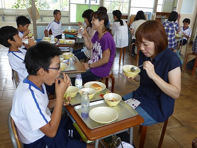 http://www.tahara.ed.jp/kiyota-e/blog/s-P1000825.jpg