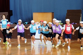 http://www.tahara.ed.jp/nanbu-e/blog/%E5%A4%A2%E3%81%AE%E6%95%99%E5%AE%A42.jpg