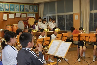 http://www.tahara.ed.jp/nanbu-e/blog/IMG_6622.jpg