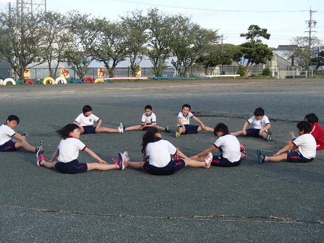 http://www.tahara.ed.jp/takamatsu-e/blog/%E6%BA%96%E5%82%99%E9%81%8B%E5%8B%95.jpg