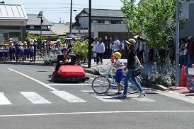 http://www.tahara.ed.jp/tobu-e/blog/2017/05/23/%E4%BA%A4%E9%80%9A%E5%AE%89%E5%85%A802.jpg