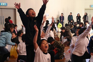 http://www.tahara.ed.jp/wakato-e/blog/IMG_8951.jpg